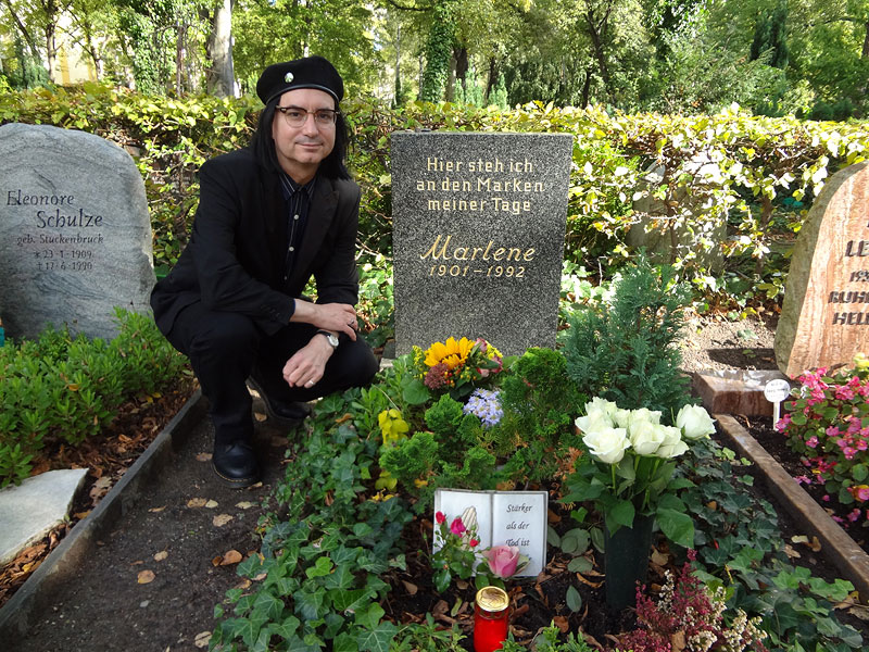 Petey at Marlene Dietrich's Grave in Berlin